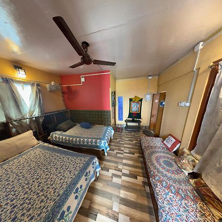 Calcutta Backpackers Homestay -Only For Backpackers & Travellers 外观 照片