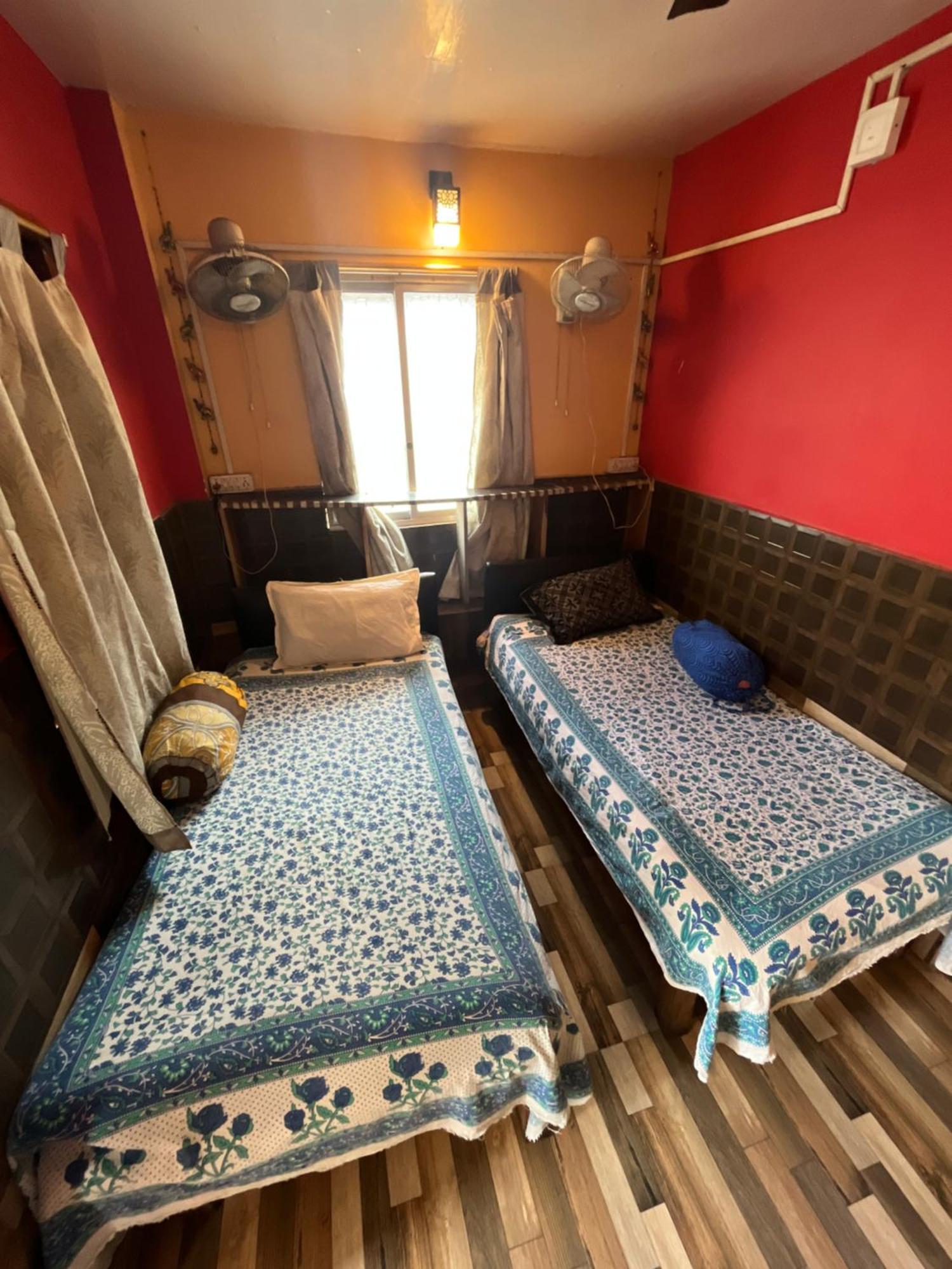 Calcutta Backpackers Homestay -Only For Backpackers & Travellers 外观 照片