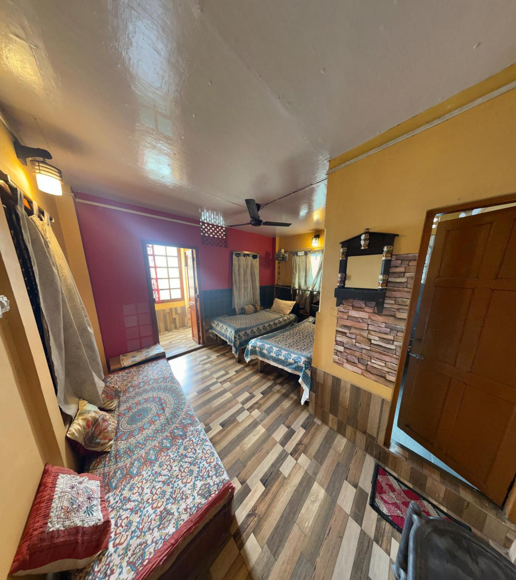 Calcutta Backpackers Homestay -Only For Backpackers & Travellers 外观 照片
